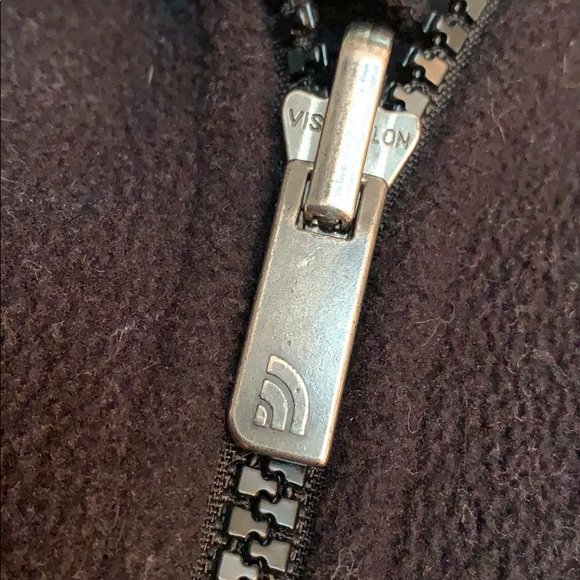 Women’s size Medium Black North Face Fleece Zip Up - Picture 6 of 6